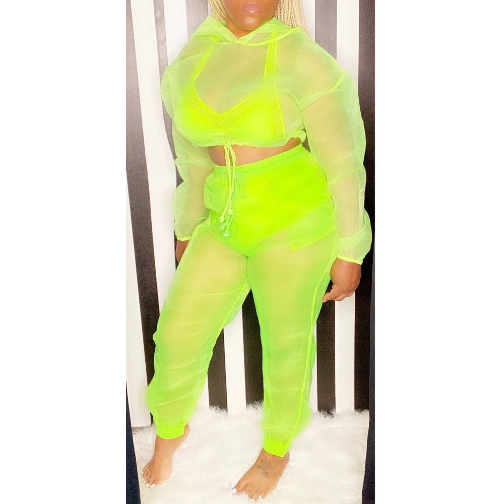 So Authentic Cropped Set